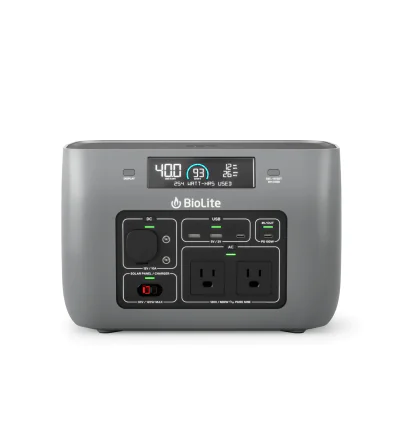 Set Biolite BaseCharge 600 + BioLite Solarpanel 100 + BioLite 12V Car Charging 10 FT